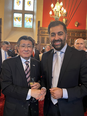 First Minister (right) and Consul General (left)